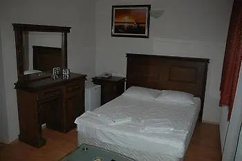Oeruen Hotel 伊斯坦布尔