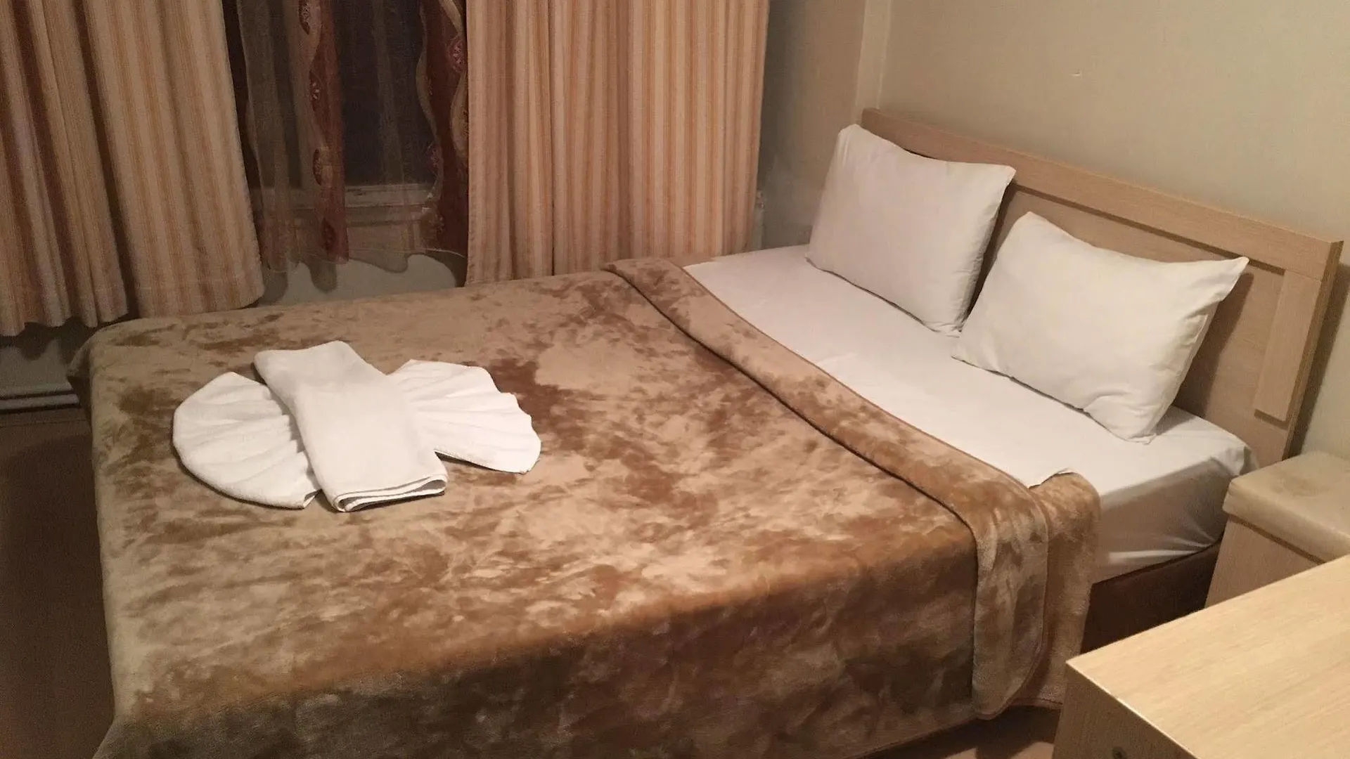 Oeruen Hotel 伊斯坦布尔
